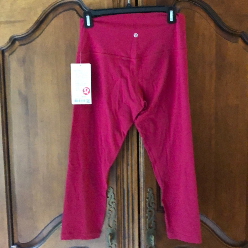 Align crop legging